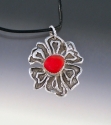 P923%20-%20Red%20Sea%20Glass%20Fun%20Flower (thumbnail)