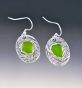 E305%20-%20Shiny%20green%20sea%20glass%20earrings (thumbnail)