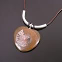 Ammonite%20of%20hearts%2C%20pendant (thumbnail)