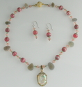 Druzy%20Quartz%20%26%20Pink%20Rhodochrosite%20Pendant%20Necklace%20%20-%20ALPHEKKA (thumbnail)