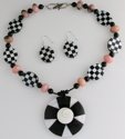 Mother%20of%20Pearl%20Black%20Onyx%20%26%20Pink%20Opal%20Pendant%20Necklace%20-%20ALULA%20BOREALIS (thumbnail)