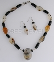 Montana%20Moss%20Agate%20%26%20Onyx%20Pendant%20Neckace%20-%20ALADFAR (thumbnail)