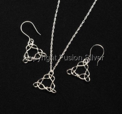 Jewelry-Lockets & Pendants-Celtic Triangle Set
