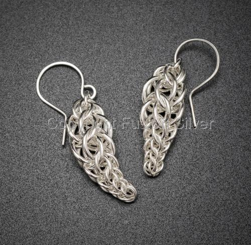 Jewelry-Earrings-Graduated Full Persion Earrings - Inverted
