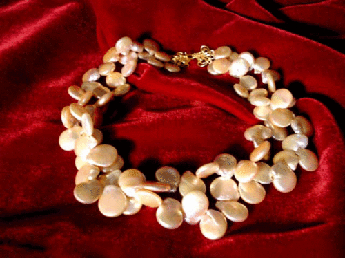 Jewelry-Necklaces-Tom