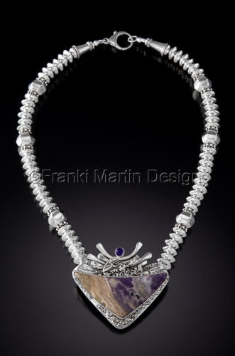 Amethystine (large view)