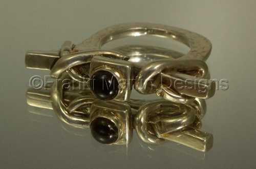 Ring%2C%20Fine%20Silver%20with%20Garnet (large view)