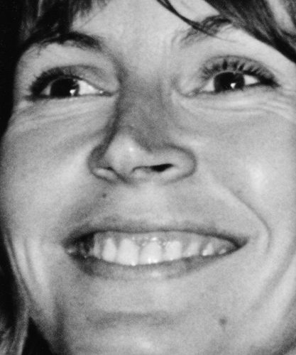 Photography-Portrait-Helen Reddy 1972