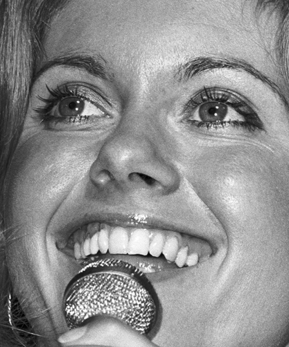 Photography-Portrait-Olivia Newton-John 1974