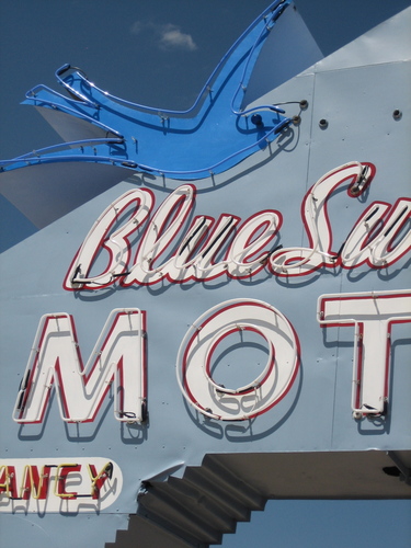 Photography-Advertising-Blue Swallow Motel #1