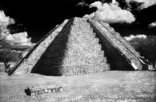 Photography-Architecture-Pyramid at Mayapan