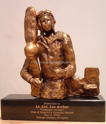 Ft.%20Lauderdale%20Air%20and%20Sea%20Show%20Tuskegee%20Airmen%20Recognition%20Award (large view)