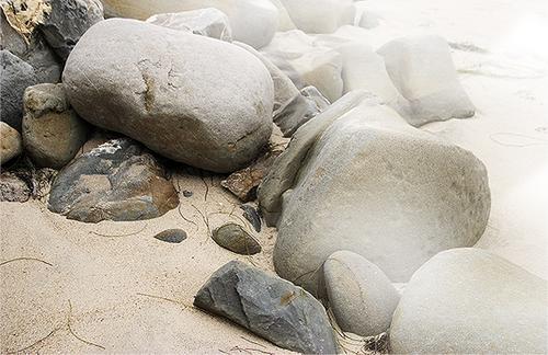 Photography-Color-Rocks Emerging From Mist