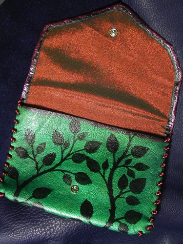 Green%20Rose%20Brambles%20-%20Clutch%20-%20interior (large view)