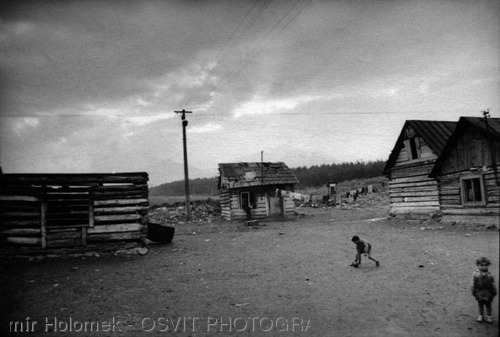 Photography-Landscape-Gypsy village