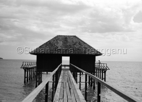 Boathouse%201954 (large view)