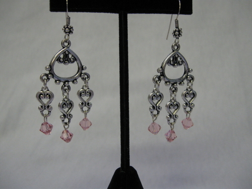 Jewelry-Beads-Pink Hearts