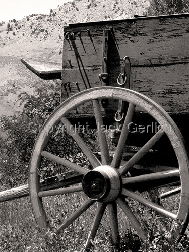 Photography-Editorial-Mountain Transport