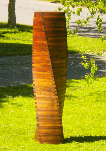 Sculpture-Twisted Column