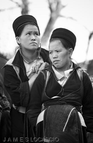 Photography-Black Hmong Sisters, Sapa Vietnam