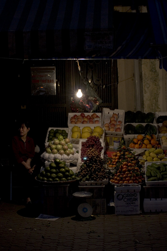 Photography-Fruit in the dark