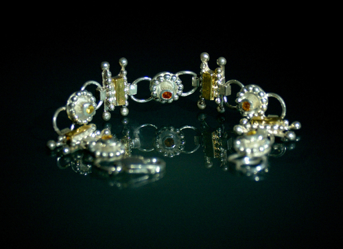 SAPPHIRES%20WITH%2024%20KT%20GOLD%20ON%20FINE%20SILVER (large view)