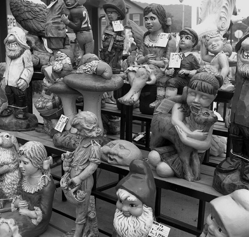 Photography-Figurative-Figurine bleachers r04-0905-8