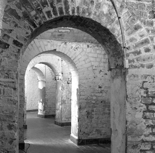 Photography-Architecture-r09-0203-46 Arches, Fort Jackson, Georgia
