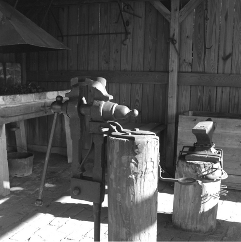Photography-Architecture-r09-0203-53 Blacksmith shop, Fort Jackson, Georgia