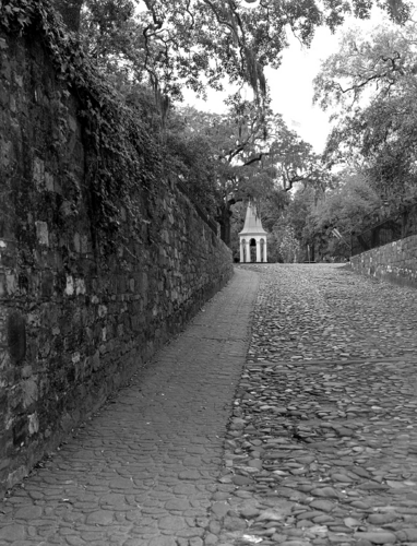 Photography-Urban-r09-0205c-45 Ramp and wall to River Street, Savannah