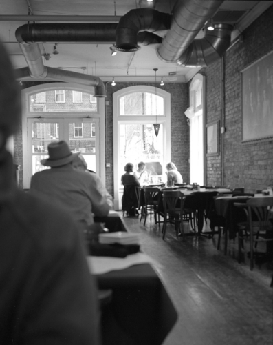 Photography-Urban-r09-0218-52 Lunch, City Market, Savannah,Georgia