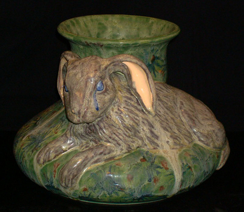 Sculpture-Environmental-Rabbit sculptural vase