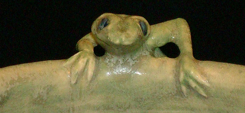 Ceramics-Figurative-Lizard vase detail