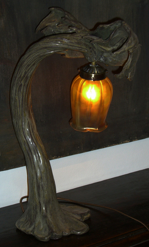 Bats lamp