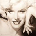 Marilyn%20Monroe%20%22Portrait%20With%20Hand (thumbnail)