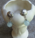 Large%20Thai%20Posts%20%26%20Aquamarine (thumbnail)