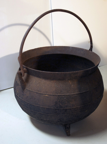 18th Century Cast iron Pot-Bellied Hearth Pot