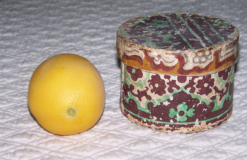 Tiny Round Wallpaper Box - SOLD