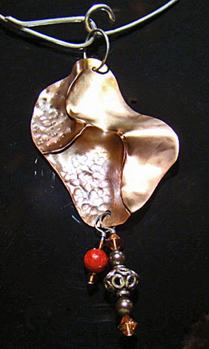 SOLD%23232%20Fold%20formed%20%26%20textured%20swirl%20pendant (large view)