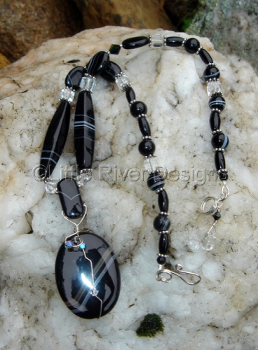 Opposites%20Attract%20Necklace (large view)