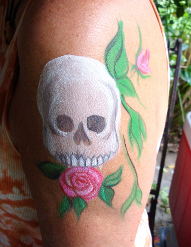 Painting-Scull with Rose