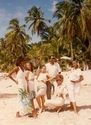Luis%20McDonald%20with%20models%20during%20a%20photoshoot%20in%20Dominican%20Republic%20in%201989. (thumbnail)