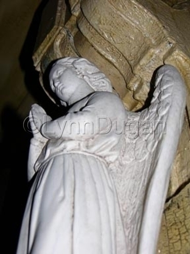 Photography-Architecture-Praying Angel