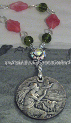 French%20Angel%20Medal (large view)