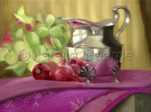 Silver%20Creamer%20with%20Red%20Onions (large view)