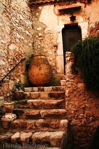 Eze200