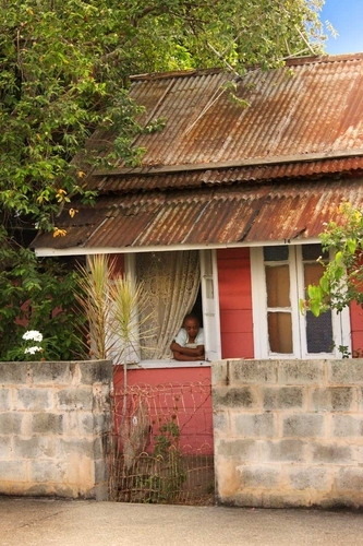 Photography-Architecture-Pink house