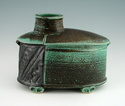 Oval%20Porcelain%20Vase (thumbnail)