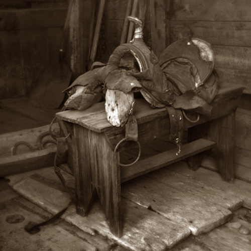 Photography-Photojournalism-Old Saddle