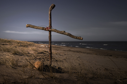 Photography-Editorial-A Ribbon Of Hope